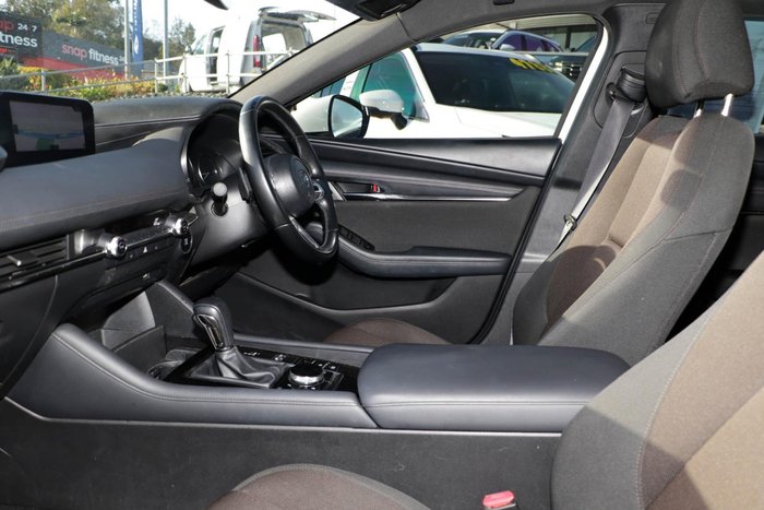 2021 Mazda 3 G20 Evolve