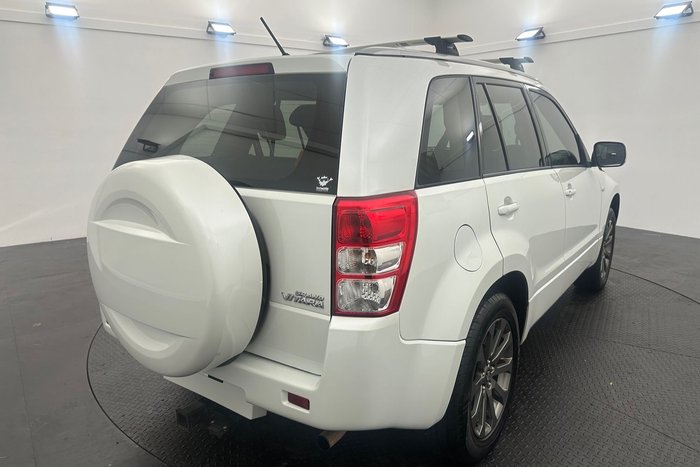 2016 Suzuki Grand Vitara Sport