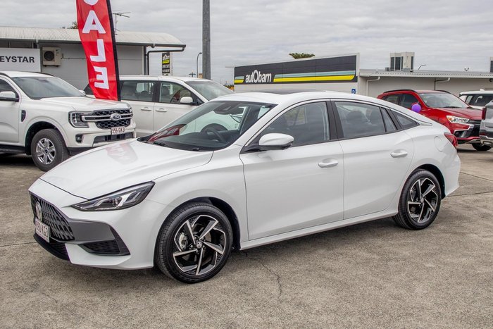 2023 MG MG5 Essence MY23 Dover White