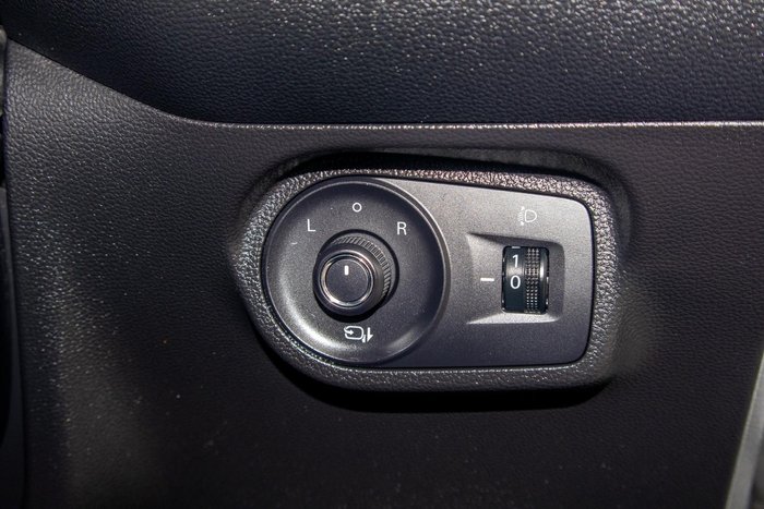 2023 MG MG5 Essence MY23 Dover White