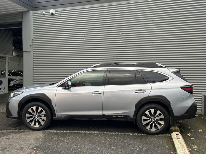2024 Subaru Outback AWD Touring XT