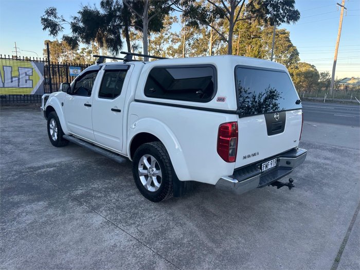2012 NISSAN NAVARA ST (4x4)