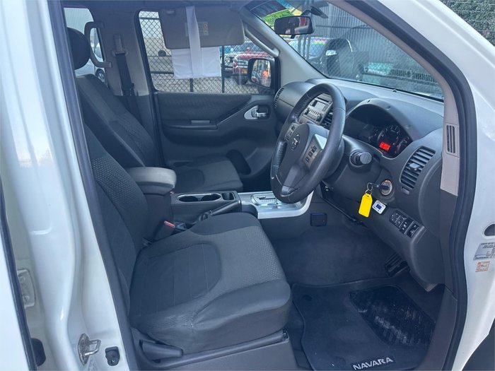 2012 NISSAN NAVARA ST (4x4)