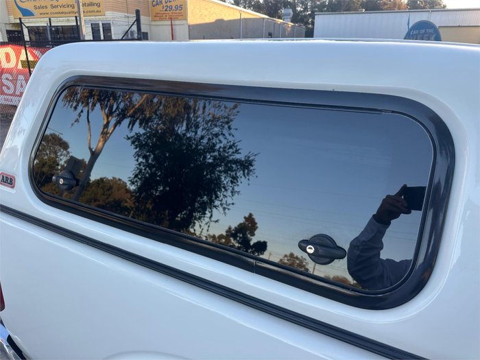 2012 NISSAN NAVARA ST (4x4)
