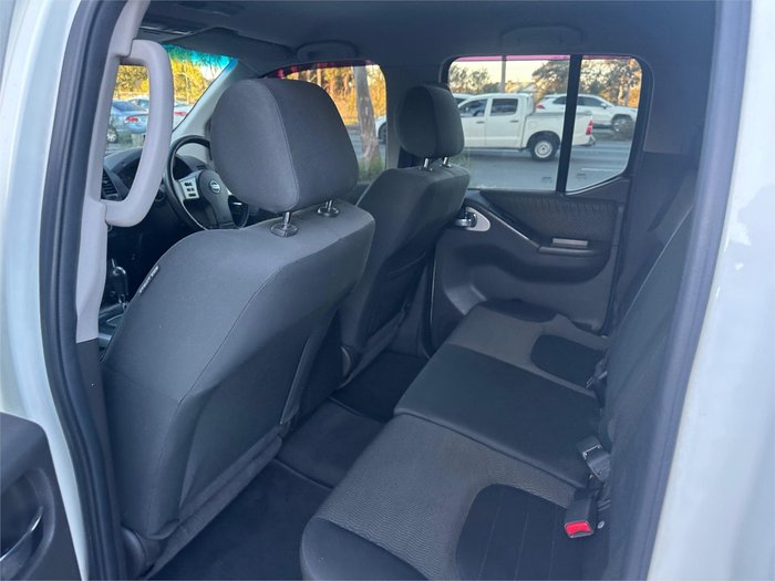 2012 NISSAN NAVARA ST (4x4)