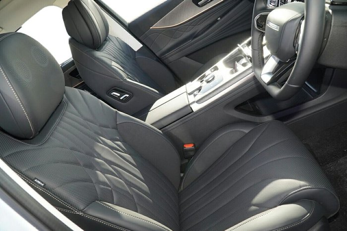 2025 Jaecoo J8 Track