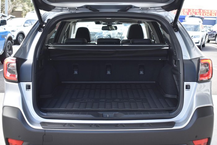 2025 Subaru Outback AWD Touring