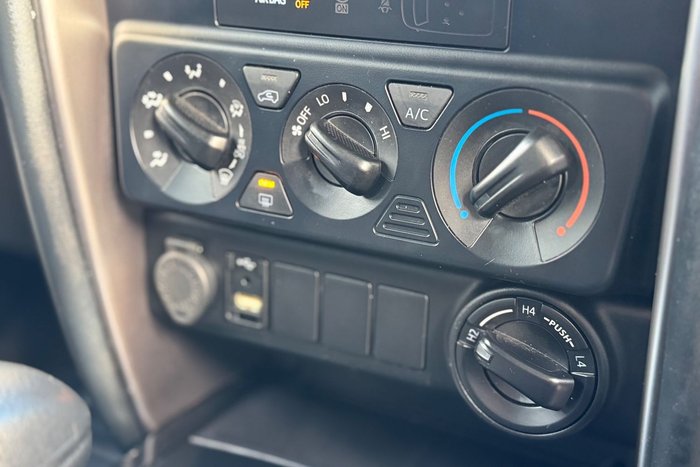 2022 Toyota Fortuner GX