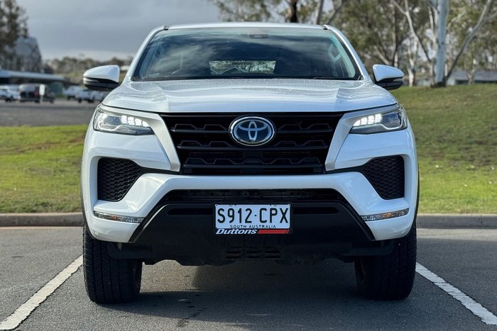 2022 Toyota Fortuner GX