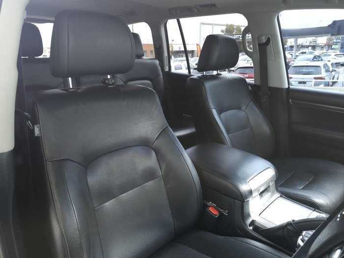2017 Toyota Landcruiser VX
