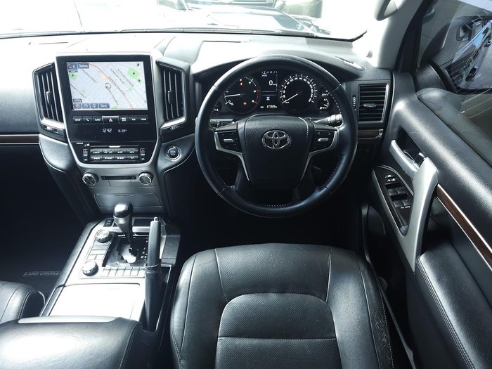 2017 Toyota Landcruiser VX