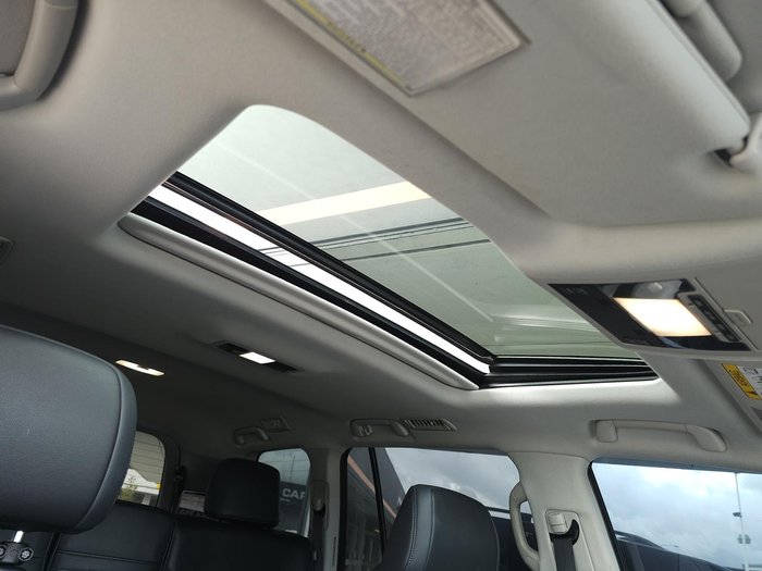 2017 Toyota Landcruiser VX