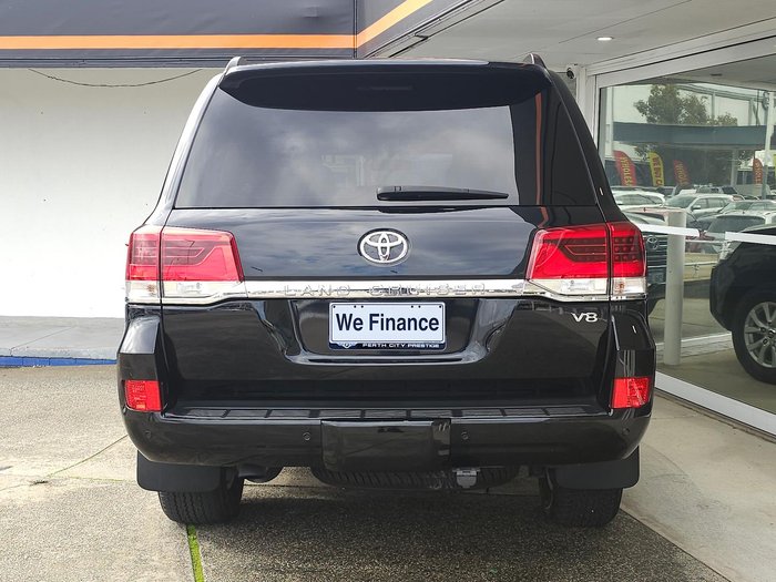 2017 Toyota Landcruiser VX