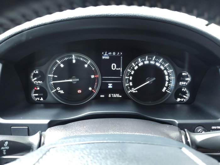 2017 Toyota Landcruiser VX