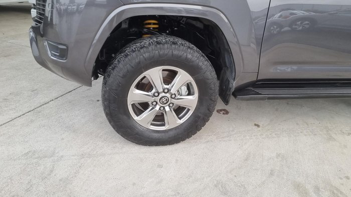 2022 Toyota Landcruiser VX