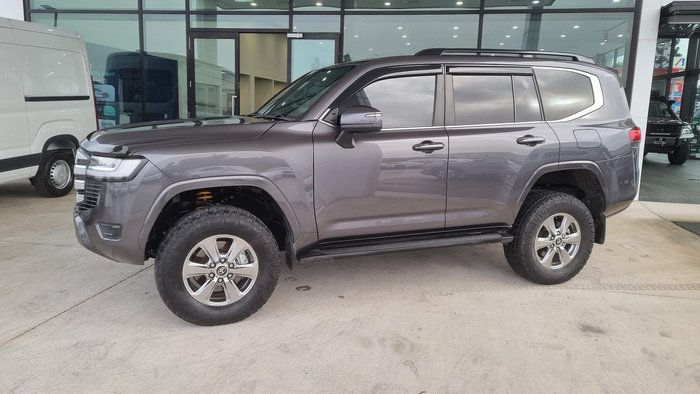 2022 Toyota Landcruiser VX