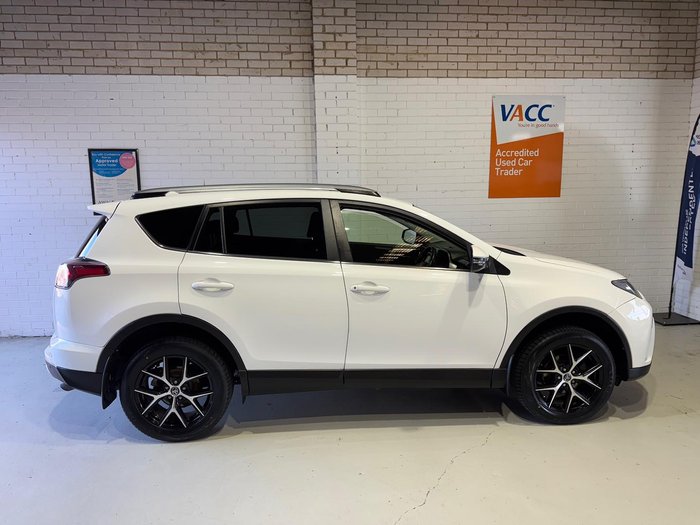 2017 Toyota RAV4 GXL ASA44R AWD Crystal Pearl