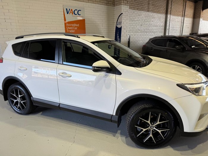 2017 Toyota RAV4 GXL ASA44R AWD Crystal Pearl
