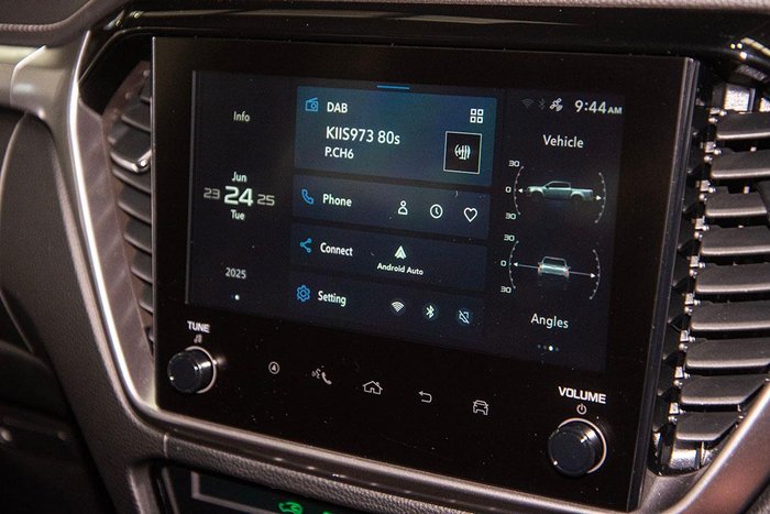 2025 Isuzu D-MAX LS-U