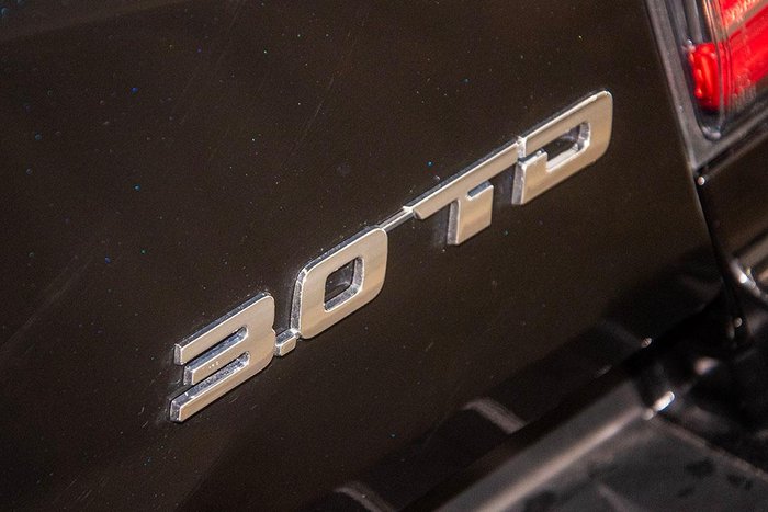 2025 Isuzu D-MAX LS-U