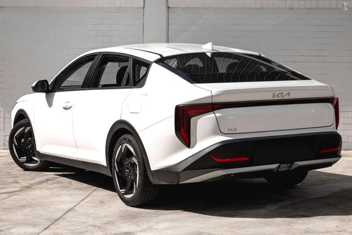 2025 Kia K4 Sport