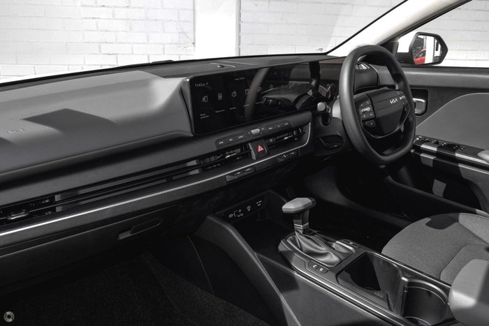 2025 Kia K4 Sport