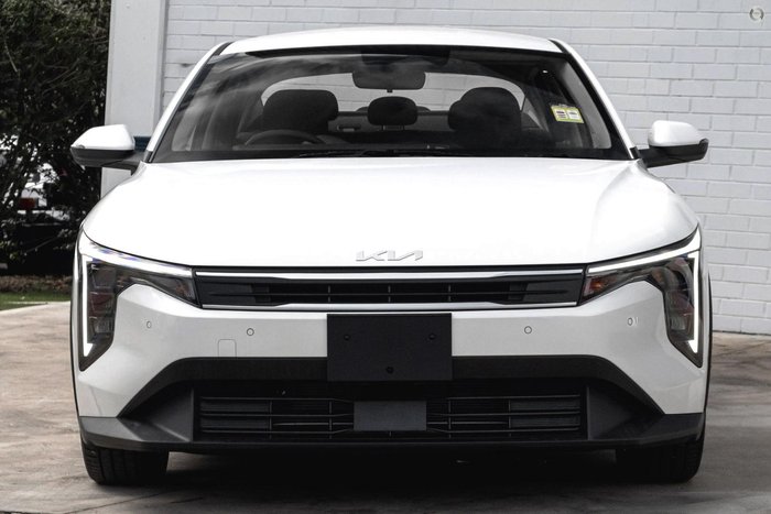 2025 Kia K4 Sport