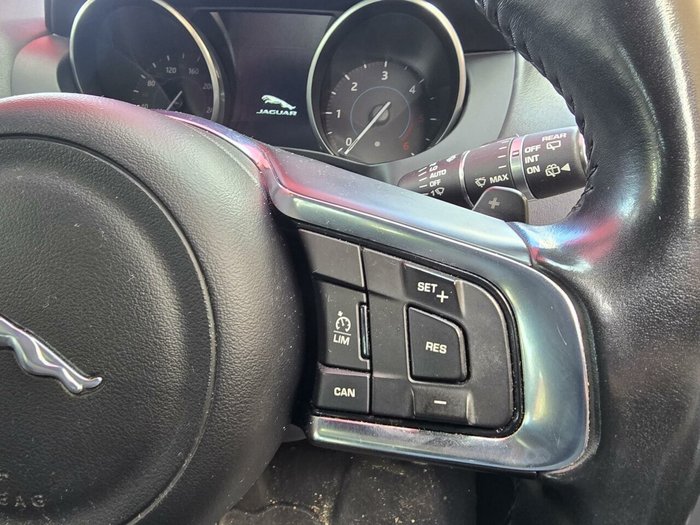 2016 Jaguar F-PACE 30d R-Sport