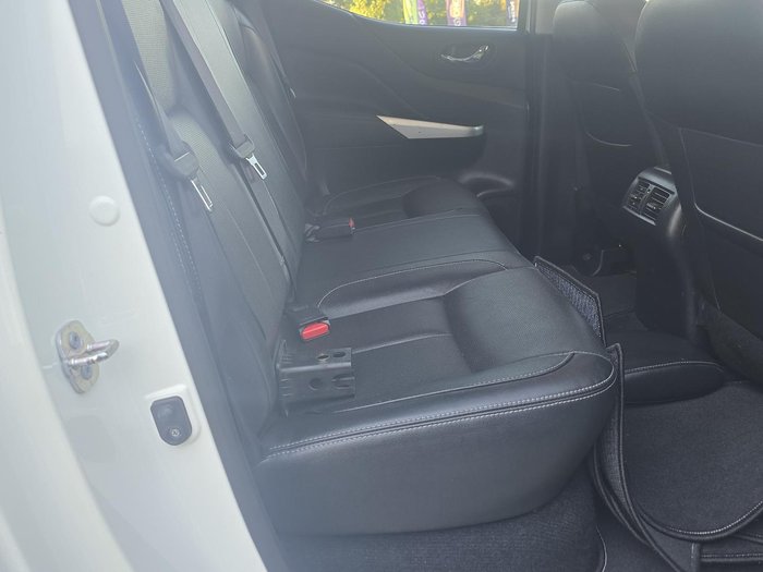 2017 Nissan Navara ST-X N-SPORT Black Edition