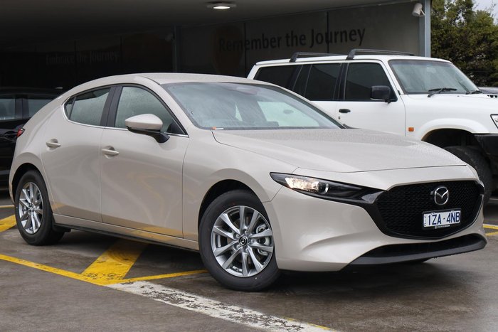 2025 Mazda 3 G20 Pure