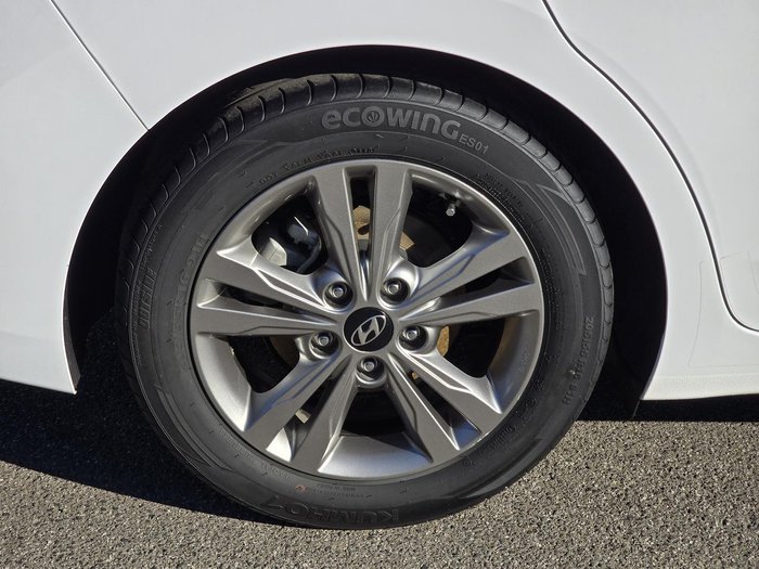 2018 Hyundai Elantra Active