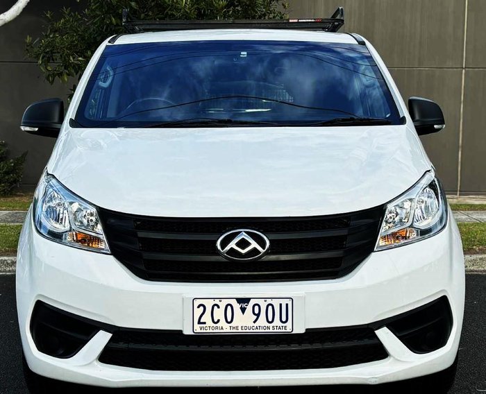 2022 LDV G10 +