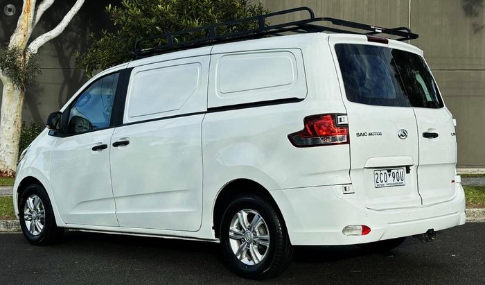 2022 LDV G10 +