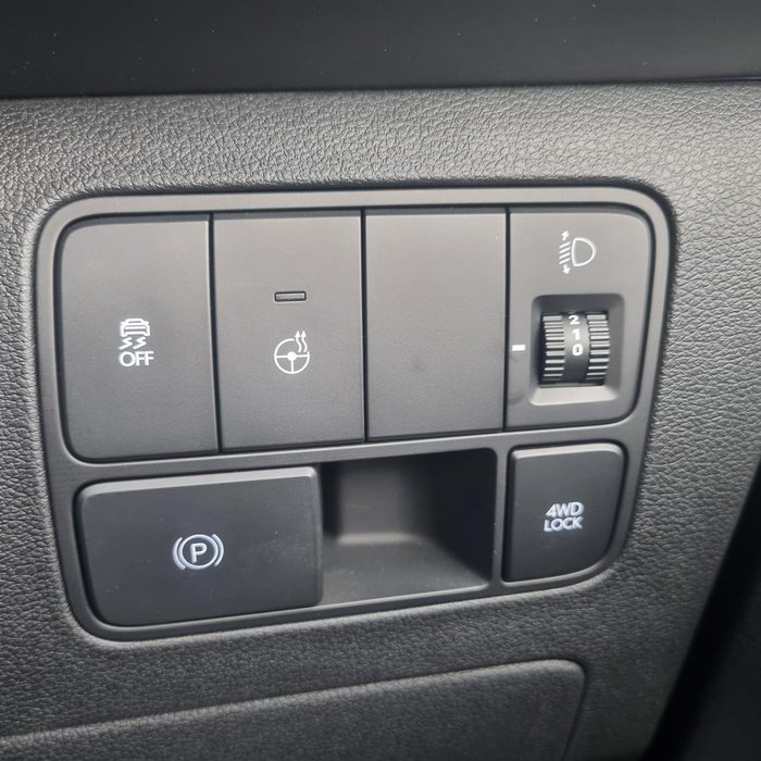 2025 Hyundai STARIA Highlander