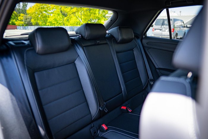 2025 Volkswagen T-Roc 140TSI R-Line