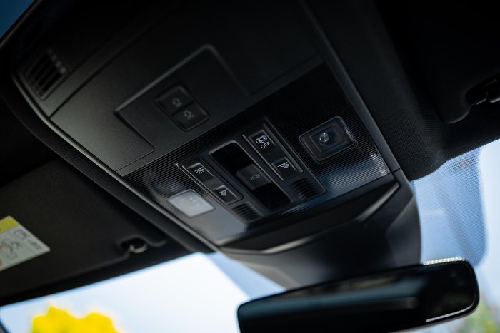 2025 Volkswagen T-Roc 140TSI R-Line