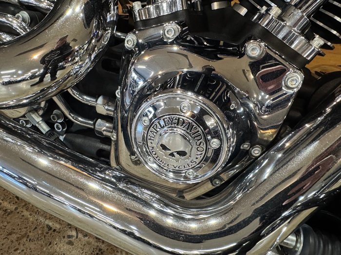 2015 Harley-davidson FXSB SOFTAIL BREAKOUT Superior Blue