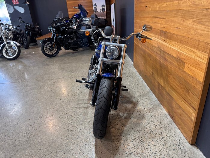 2015 Harley-davidson FXSB SOFTAIL BREAKOUT Superior Blue