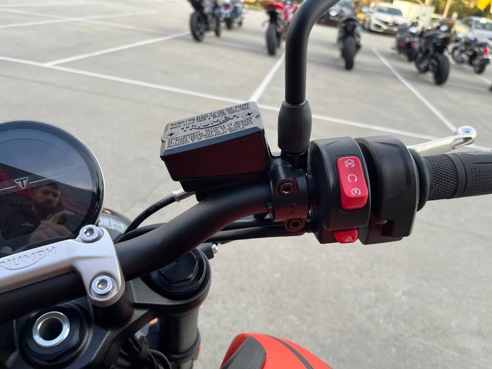 2022 Triumph TRIDENT 660 Orange