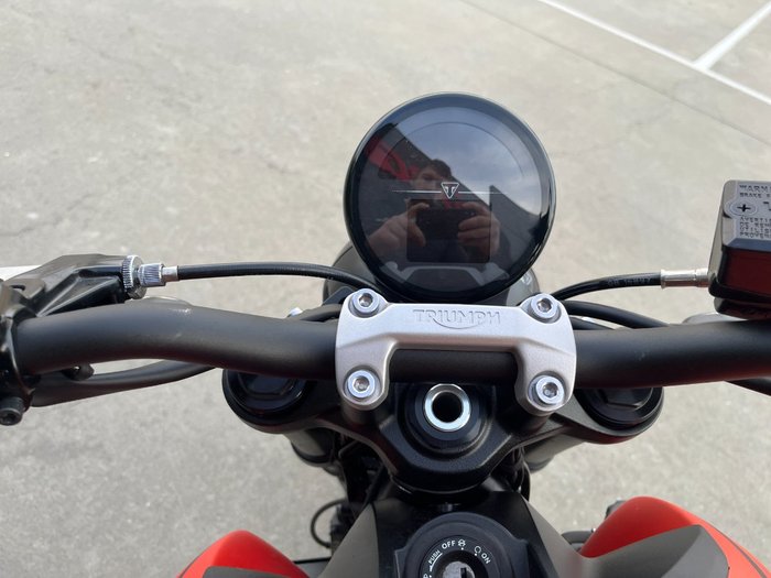 2022 Triumph TRIDENT 660 Orange