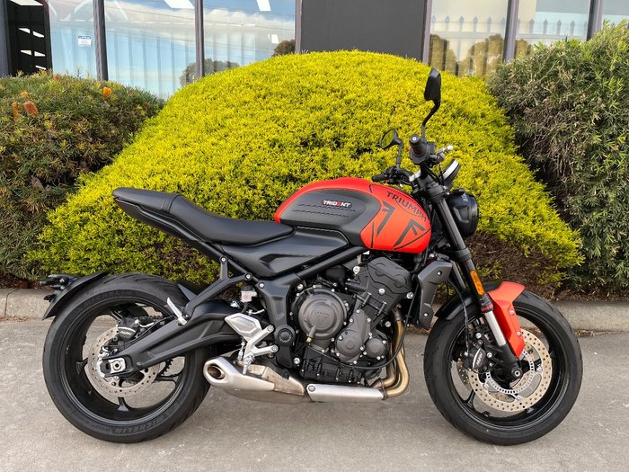 2022 Triumph TRIDENT 660 Orange