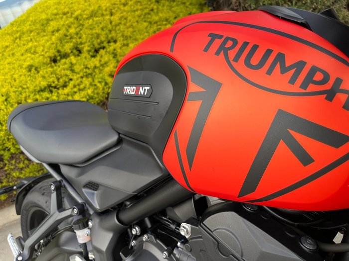2022 Triumph TRIDENT 660 Orange