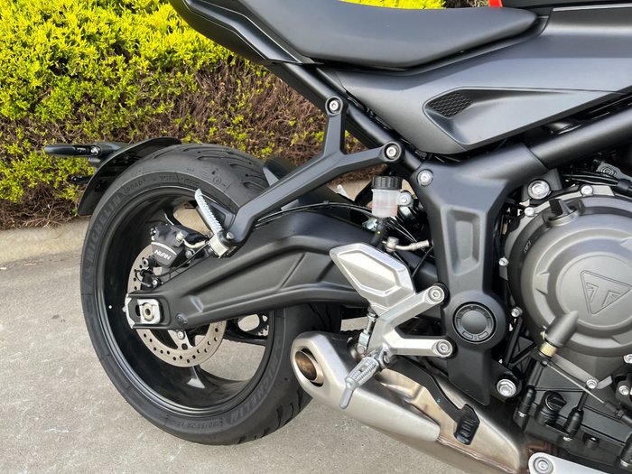 2022 Triumph TRIDENT 660 Orange
