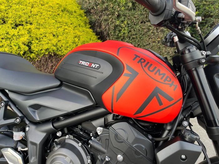 2022 Triumph TRIDENT 660 Orange