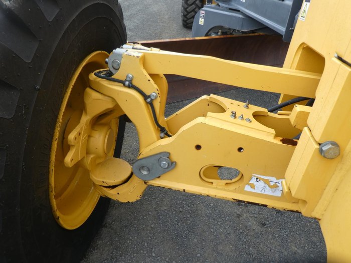 2017 John Deere 770Gp YELLOW