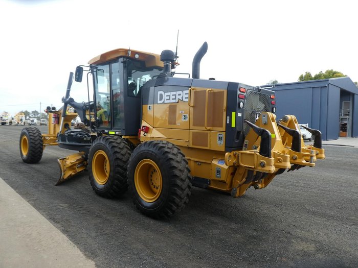 2017 John Deere 770Gp YELLOW