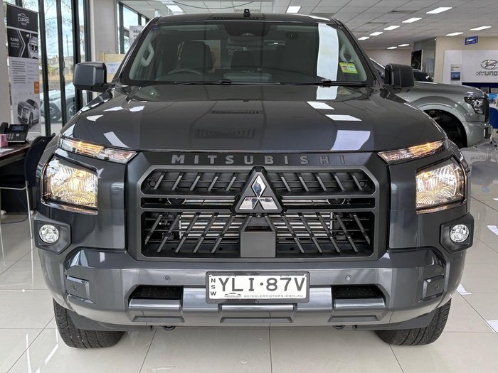 2024 Mitsubishi Triton GLX-R