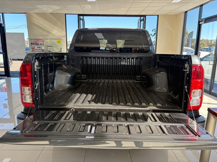 2024 Mitsubishi Triton GLX+