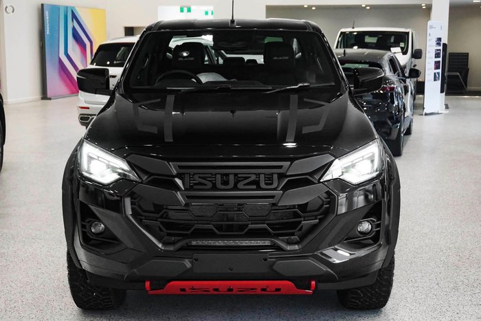 2024 Isuzu D-MAX BLADE