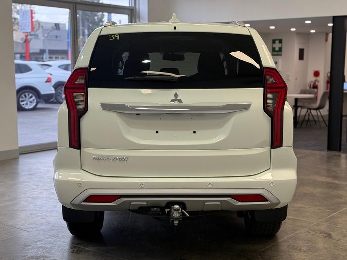 2021 Mitsubishi Pajero Sport GLS
